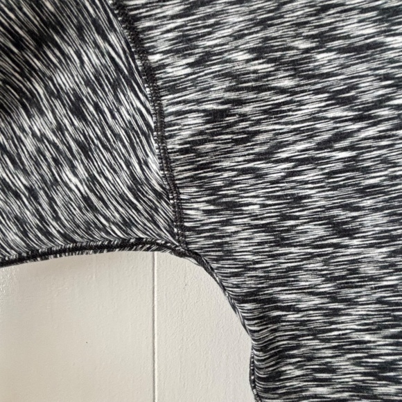 Lululemon Get Set long sleeve spaced out space dye open back unknown sz (8/10?) - Picture 7 of 12